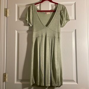 Vintage style 70s v neck puffy sleeve sheer metallic party dress silver gray